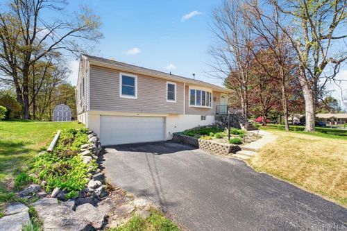 65 Ann Rd, Carmel, NY, 10512-4056 | Card Image