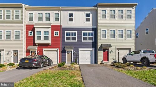 137 Jewel Box Dr, STEPHENSON, VA, 22656-2091 | Card Image