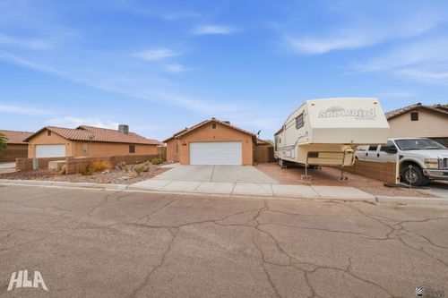 10196 S Monsoon Ave, Yuma, AZ, 85365-8108 | Card Image