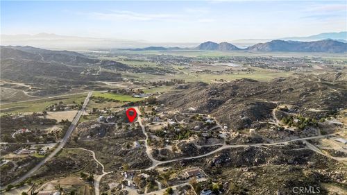 33195 Meyer Rd, Nuevo, CA, 92567-9274 | Card Image