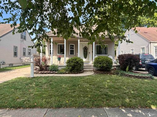 13506 Longtin St, Southgate, MI, 48195-1879 | Card Image