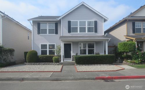 173 Glennwood Pl Se, Renton, WA, 98056-8888 | Card Image