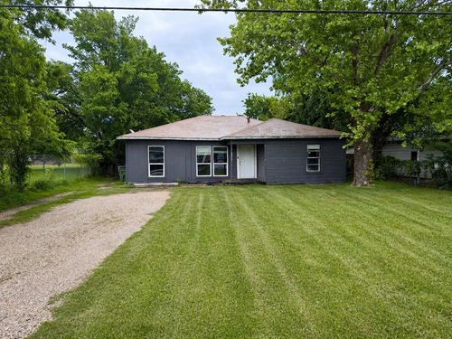 2622 Crystal Dr, Balch Springs, TX, 75180-1410 | Card Image