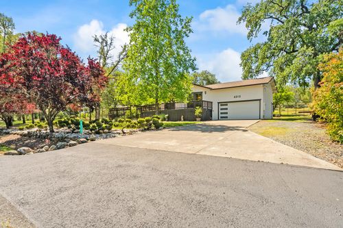 6313 Kenneth Way, Auburn, CA, 95602-8846 | Card Image