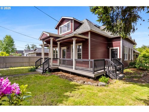 190 N Cleveland St, Mount Angel, OR, 97362-9664 | Card Image
