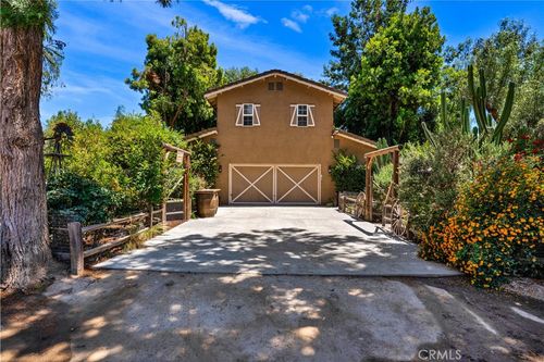 31625 Ano Crest, Winchester, CA, 92596 | Card Image