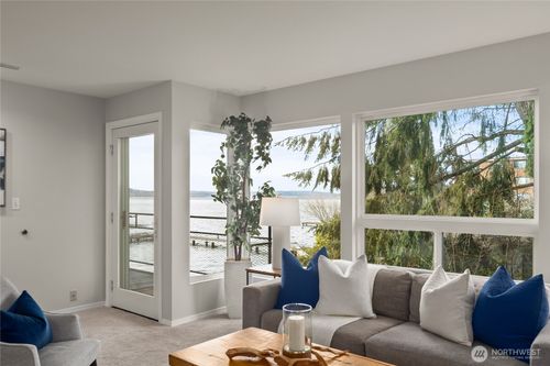 apt-206-6201 Lake Washington Blvd Ne, Kirkland, WA, 98033-3540 | Card Image