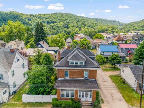 254 E Greene St, Waynesburg, PA, 15370-1811 | Card Image