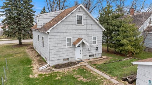 610 11th St S, Virginia, MN, 55792-3136 | Card Image
