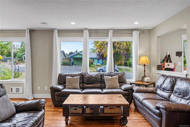 660 Phillips St, House other with 3 bedrooms, 2 bathrooms and 2 parking in Parksville BC | Image 18