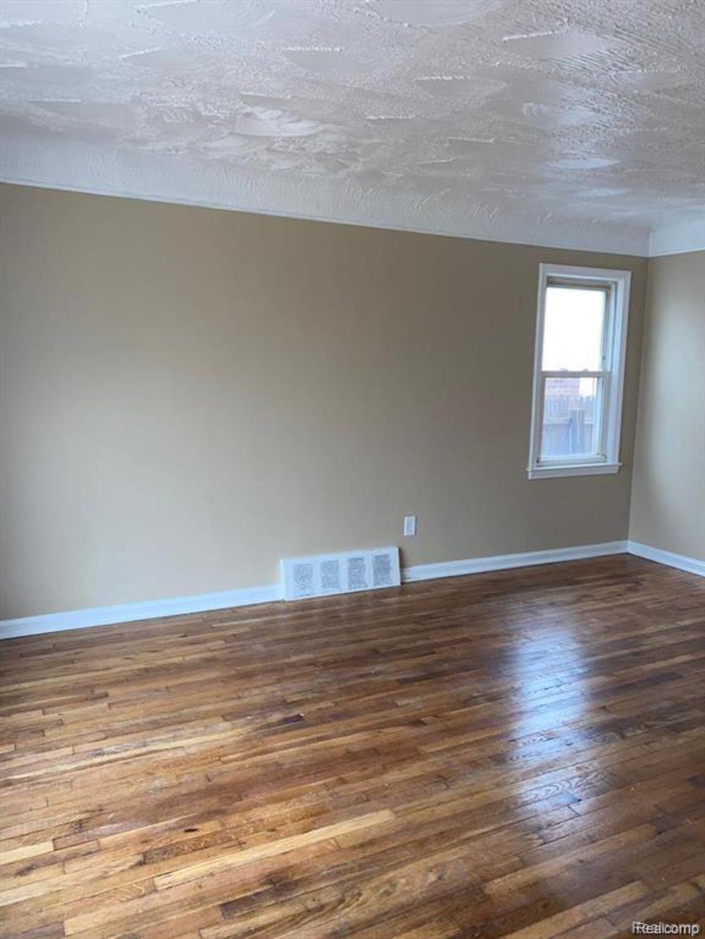 Residential in Detroit 3