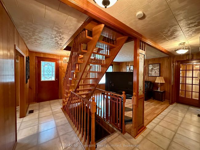 5601 County Rd 9, House other with 3 bedrooms, 1 bathrooms and 6 parking in New Lowell ON | Image 13