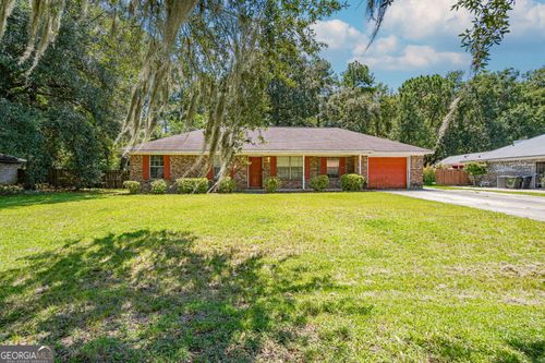 194 Mccumber Dr, Allenhurst, GA, 31301-2521 | Card Image