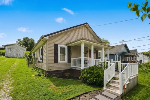 409 Noel Ave, Frankfort, KY, 40601-1259 | Card Image