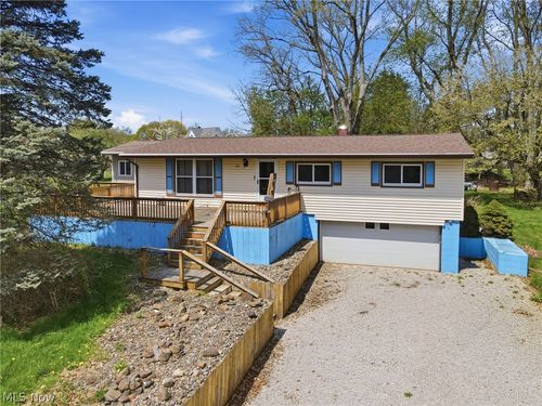 164 Bridge St, Conneaut, OH, 44030-1836 | Card Image