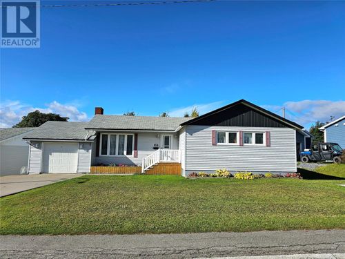 127 Brookfield Ave, Corner Brook, NL, A2H2R5 | Card Image