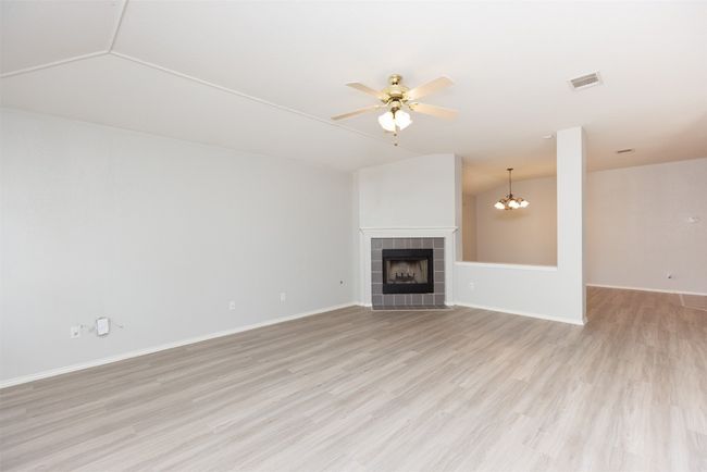 3112 Wavecrest Blvd, House other with 3 bedrooms, 2 bathrooms and null parking in Austin TX | Image 6