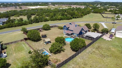 208 Dawn Dr, Liberty Hill, TX, 78642-4613 | Card Image