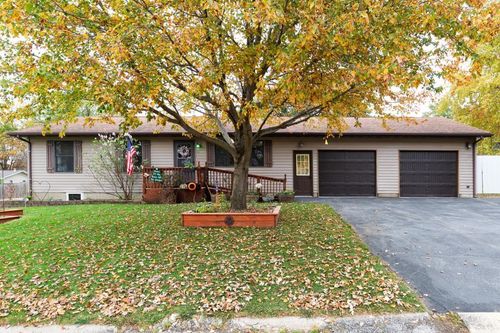 111 Michelle Dr, Hudson, IA, 50643-9787 | Card Image