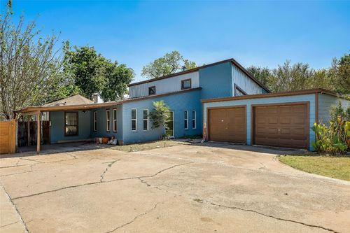 a-1807 Briar Hill Dr, Austin, TX, 78741-3901 | Card Image
