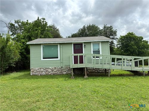 324 Anders St, Marlin, TX, 76661-2207 | Card Image