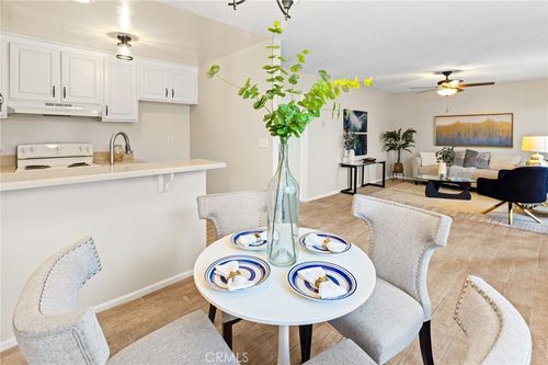 208-5500 Ackerfield Ave, Long Beach, CA, 90805-4956 | Card Image