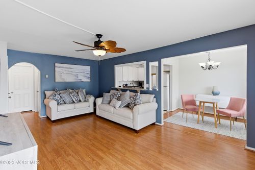 h21-119 Avery Ave, Long Branch, NJ, 07740-5679 | Card Image