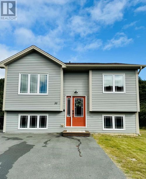 35 Riverview Avenue, Norman's Cove, NL, A0B2T0 | Card Image