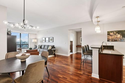 unit-2201-100 3rd Ave S, Minneapolis, MN, 55401-2718 | Card Image