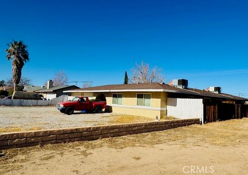 apt-2-21186 Sitting Bull Rd, Apple Valley, CA, 92308-4821 | Card Image