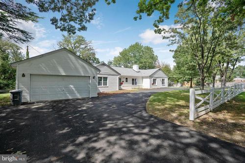 5700 Colfax Ave, ALEXANDRIA, VA, 22311-1012 | Card Image