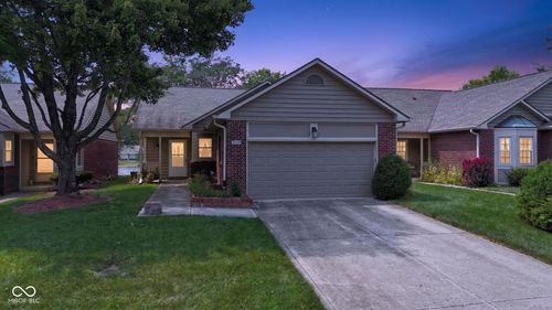7042 Steinmeier Dr, Indianapolis, IN, 46220-3917 | Card Image