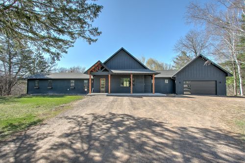 1955 Collin St, Mora, MN, 55051-6840 | Card Image