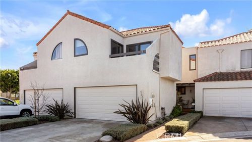 4182 Delphi Cir, Huntington Beach, CA, 92649 | Card Image