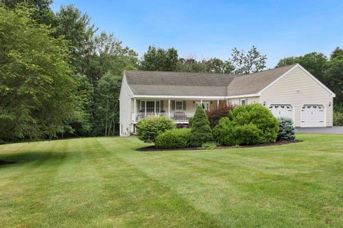 23 Dogwood Circle, Pelham, NH, 03076 | Card Image