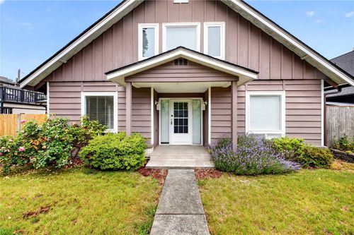 4-6502 Avondale Rd Sw, Lakewood, WA, 98499-1721 | Card Image