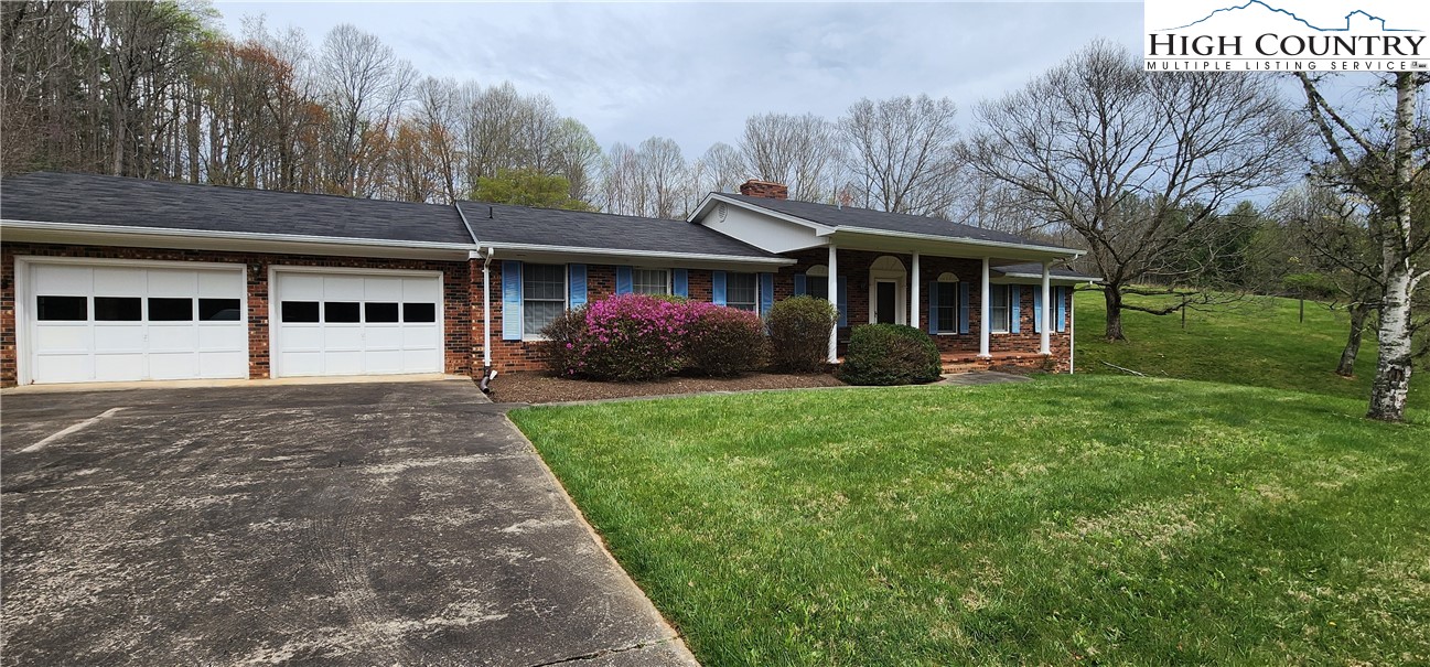 Big Piney Creek Rd, Lansing, NC 28643