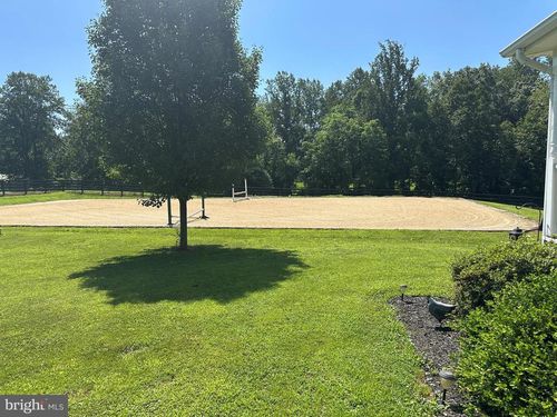 48 Maddox Ln, Amissville, VA, 20106-4156 | Card Image