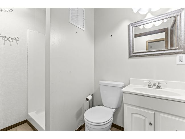 767 Sw 8 Th St, House other with 4 bedrooms, 4 bathrooms and 2 parking in Gresham OR | Image 33