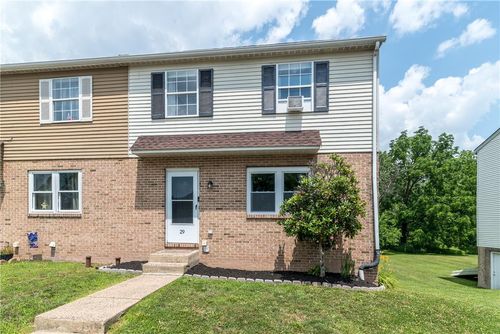 29 Evelyn Ln, QUAKERTOWN, PA, 18951-3815 | Card Image