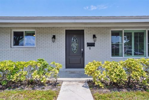 7400 Nw 15th St, Plantation, FL, 33313-5902 | Card Image