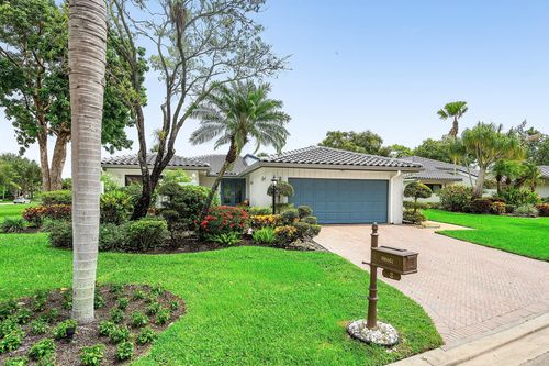 2 Woods Ln, Boynton Beach, FL, 33436-6205 | Card Image