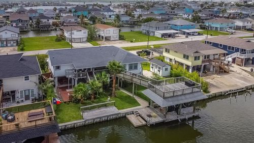 253 Barracuda St, Bayou Vista, TX, 77563-2563 | Card Image