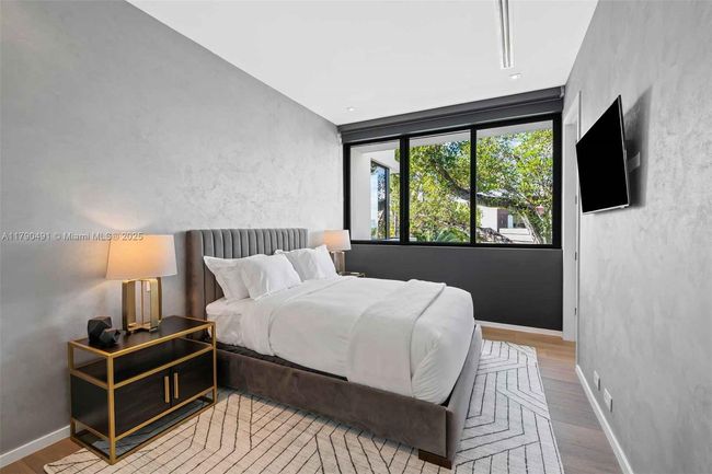 121 2 Nd Dilido Ter, House other with 5 bedrooms, 6 bathrooms and null parking in Miami Beach FL | Image 24