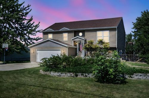 229 W 550 N, Valparaiso, IN, 46385-8823 | Card Image