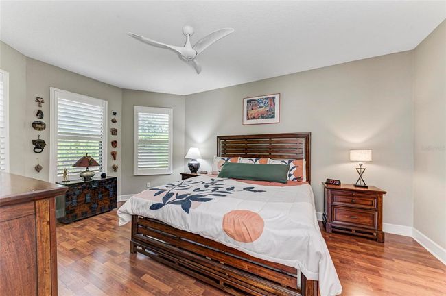5016 Savona Run, House other with 2 bedrooms, 2 bathrooms and null parking in BRADENTON FL | Image 19