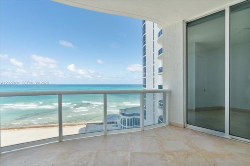 904-15901 Collins Ave, Sunny Isles Beach, FL, 33160-4765 | Card Image