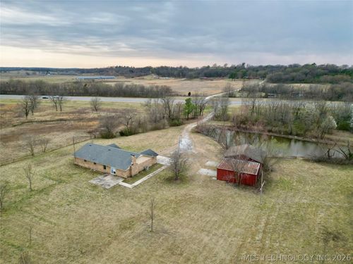 8256 S Highway 64, Muskogee, OK, 74403-6739 | Card Image