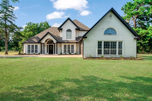 77 County Road 3010, Clarksville, TX, 75426-6669 | Card Image