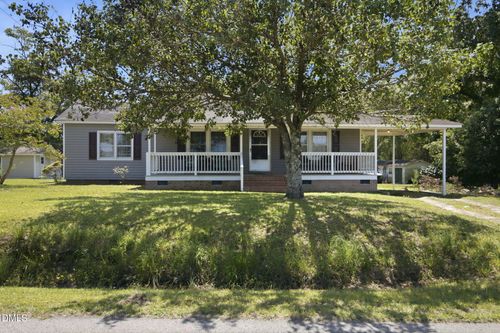 11105 Us Highway 258, Scotland Neck, NC, 27874-8585 | Card Image